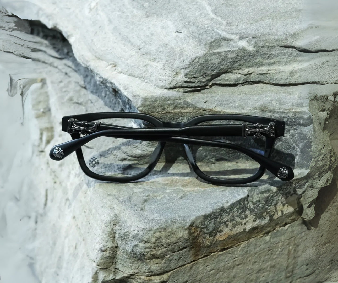 ๐ฅ๐
๐ข๐ง๐๐ฅ ๐ ๐๐จ๐ฎ๐ซ๐ฌ: ๐๐% ๐๐
๐
- LUMร CLASSIC GLASSES